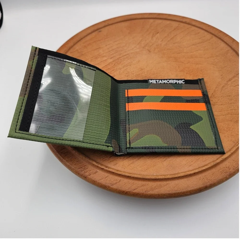Metamorphic item sale